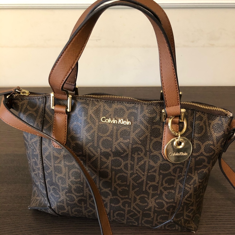 Hand bag